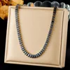 collar negro