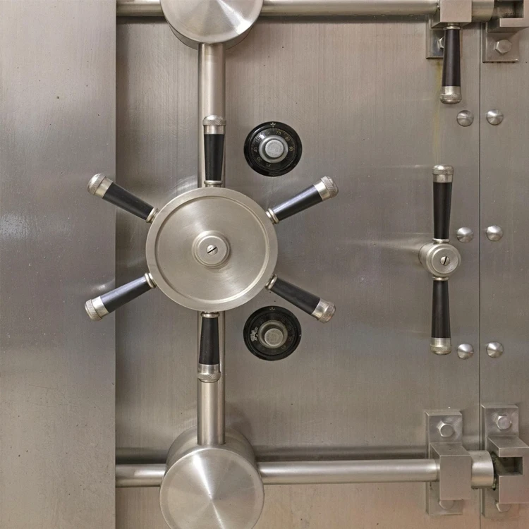 CEQSAFE Customized High Quality Metal Bank Security Door Safe Steel Vault Door supplier