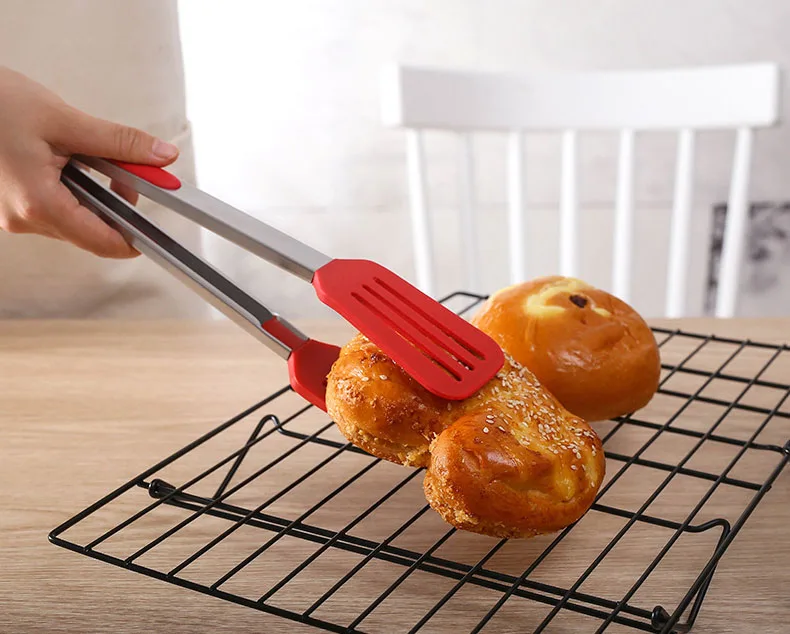 Wholesale Customized Logo Non-Stick BBQ Grilling Locking Tong Food Cooking Kitchen Silicone Tongs with Base factory