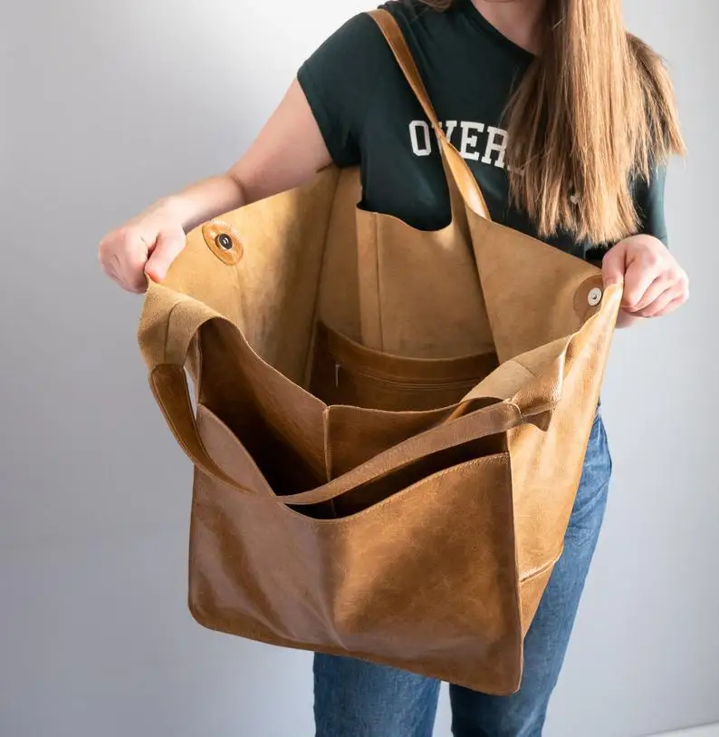 【AMOMENTO】24fw VELVET SHIRRING TOTE BAG AMOMENTO】24fw VELVET SHIRRING TOTE BAG (AMOMENTO/トート