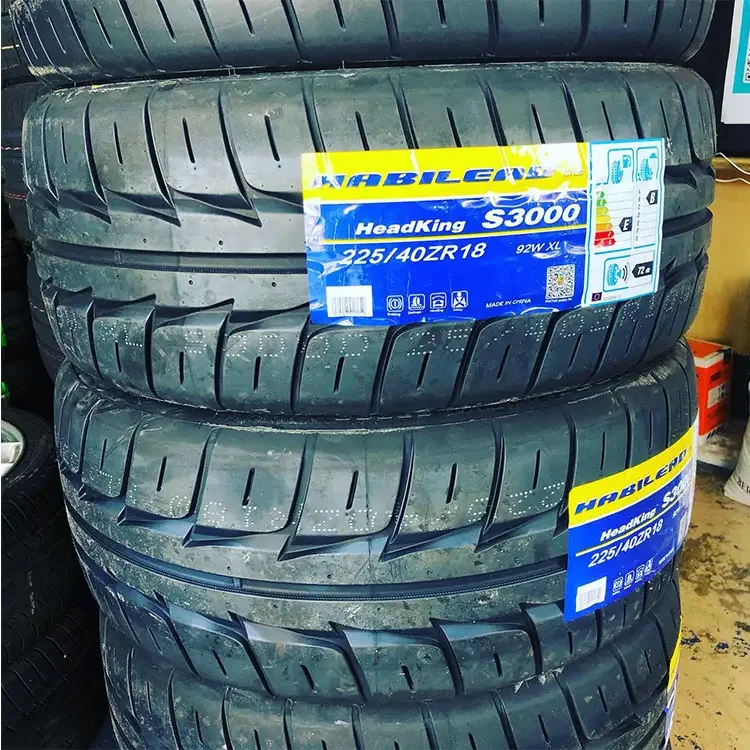 プロフェッショナル レーシングカー用セミスリックドリフトタイヤ 215