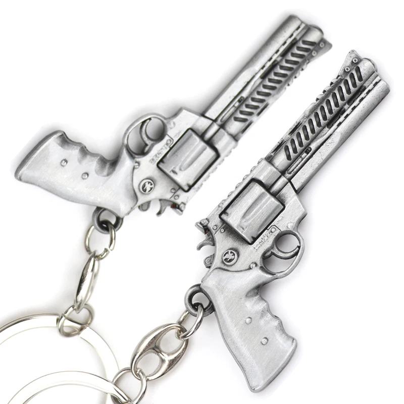 銃のキーホルダー　大量まとめ ピストル 銃＊弾丸 キーホルダー 5個セット - メルカリ