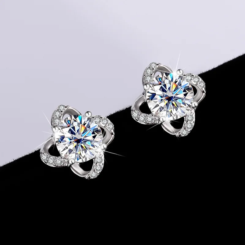 Moissanite Clover Stud Earrings Halo 925 Sterling Silver For Women_voghion.com