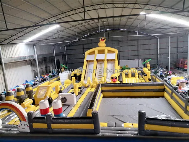 Giant Inflatable Obstacle Course, Duck Theme Inflatable Bounce House ...
