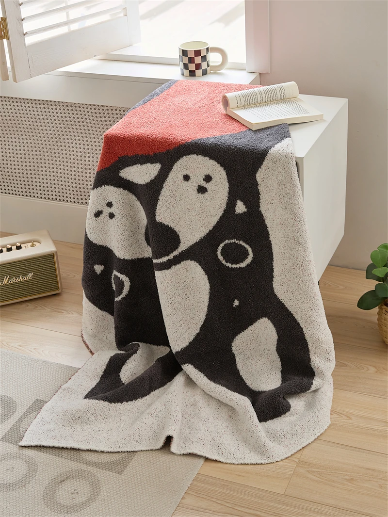 Hot Selling Soft  100% Polyester Knitted Blanket Customizable Throws for Home Decoration Sofa DJF factory