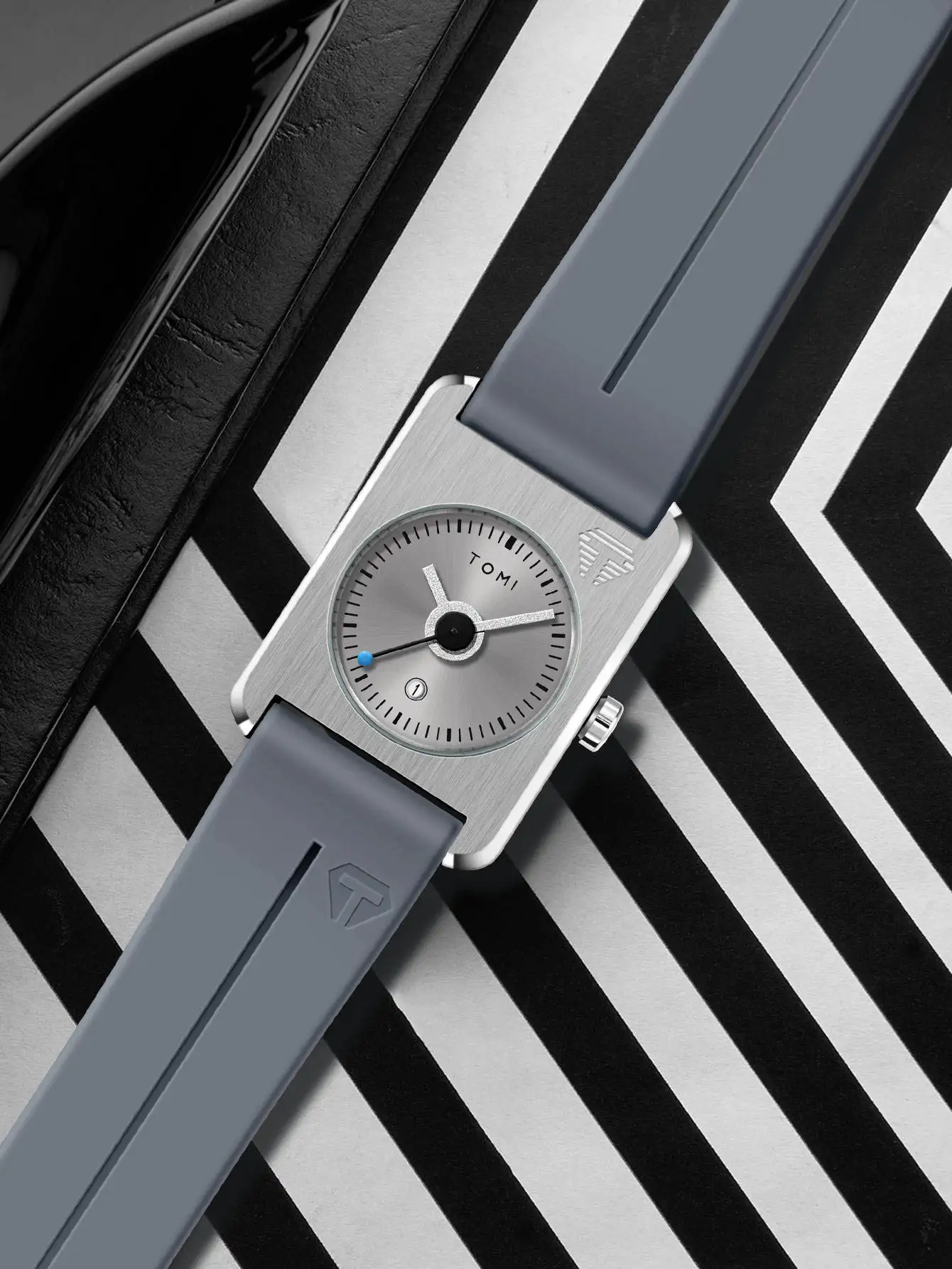 TOMI T022 Men's Square Dial Quartz Watch - Minimalist Luxury