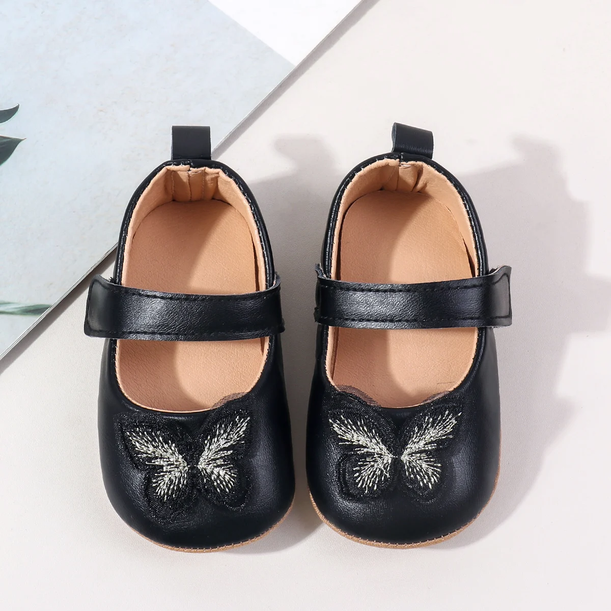 Beautiful butterfly Design Solid Leather Princess Girls Shoes for Babies 0-12 Months manufacture