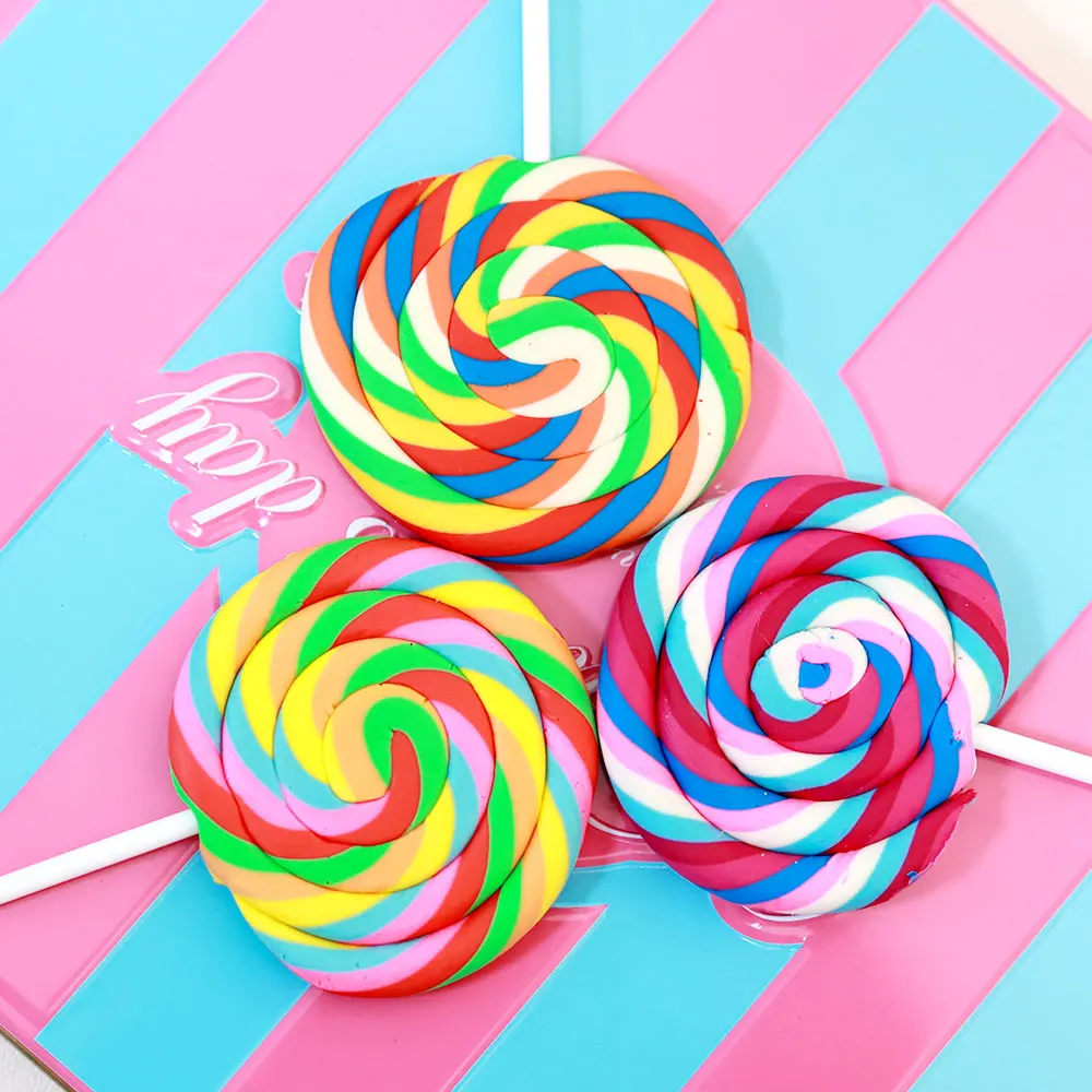 Derazalardagi yalangoch qoshnilar