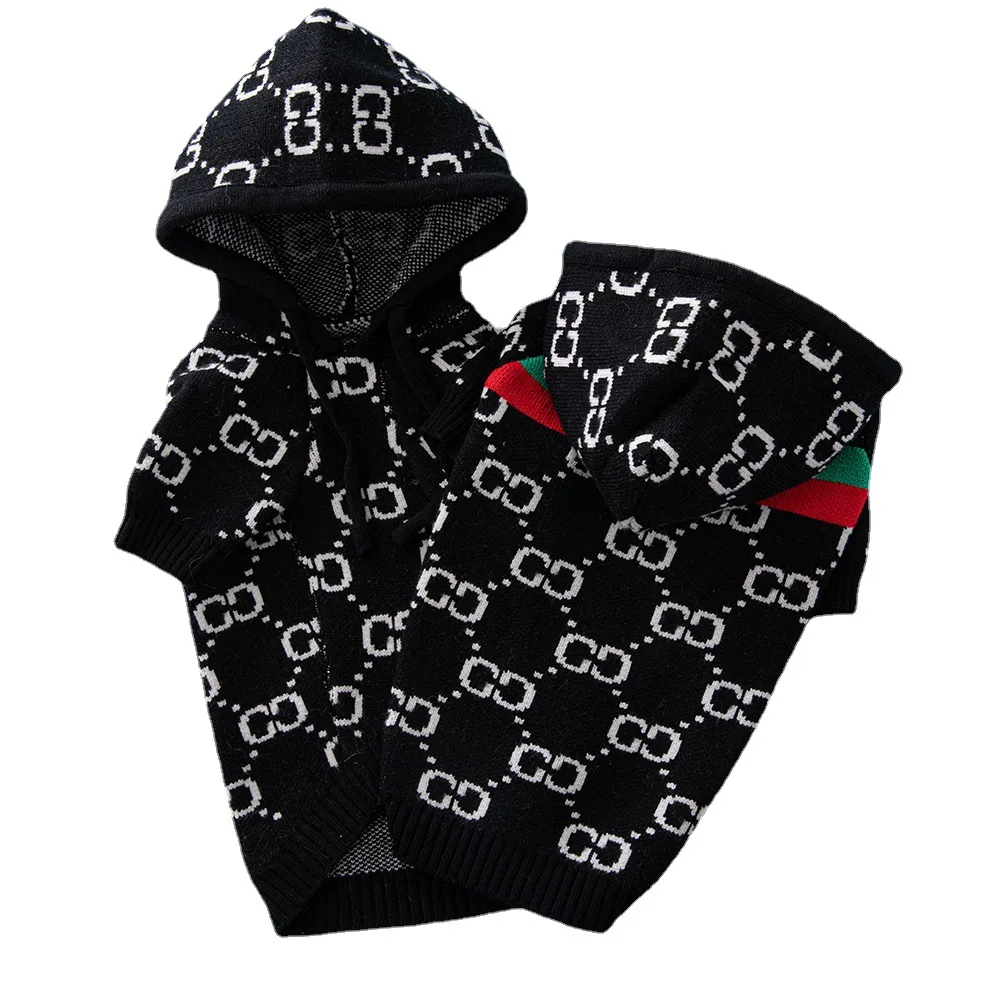 New Designer Luxury Dog Hooded Sweater Luxury Winter Clothes Dog Clothes Wholesale Pet Clothing