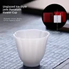 Taza de pétalos de porcelana de jade tipo hielo cocida en bisque