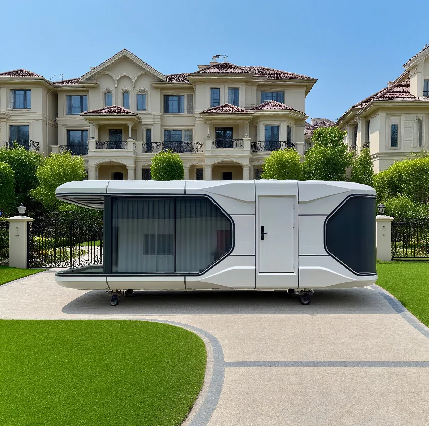 Luxury Steel Waterproof 20Ft 40Ft Modular Prefab Space Capsule Container House Dining Living Room Bedroom Bathroom for Home Use