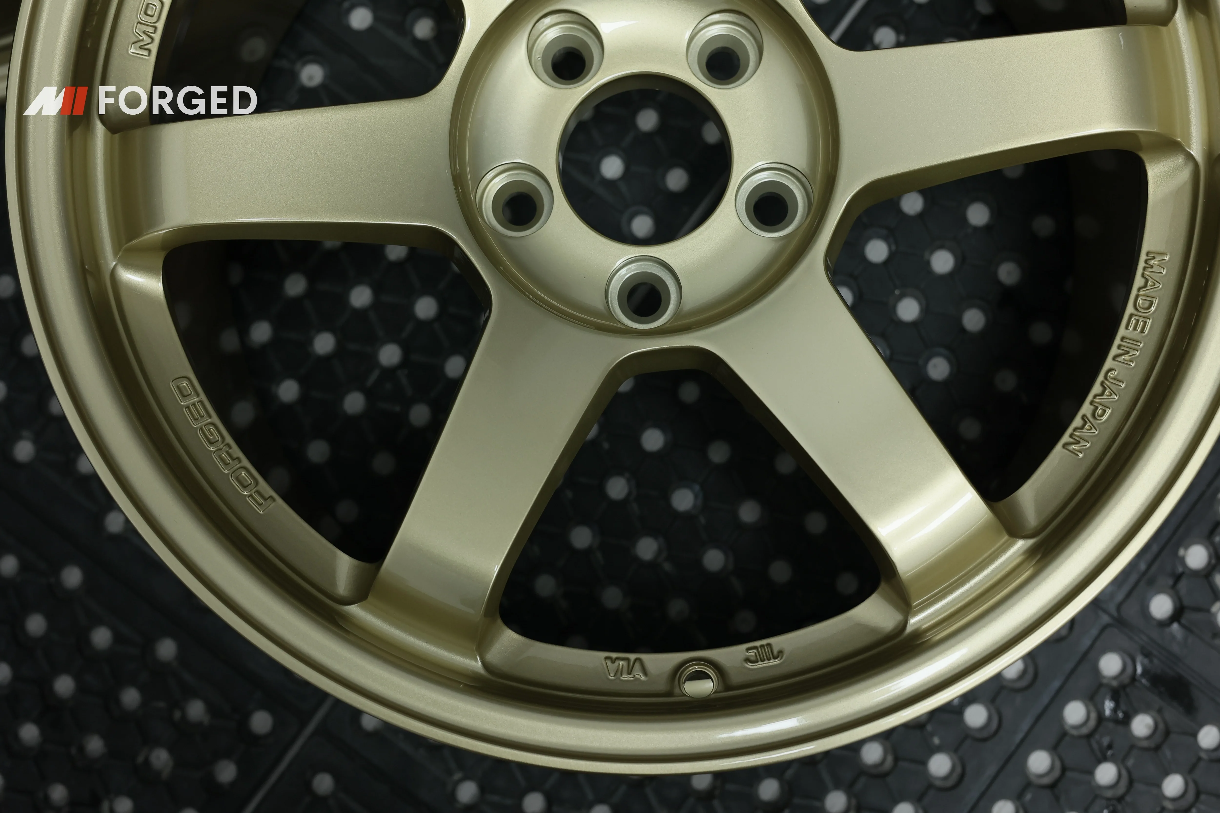 MN Hot Sale Gold Wheels Forged Rims 5x120 5x114.3 18 Inch Replica Volk Racing Te37 SL for Tesla Model S JDM BMW E46 E90