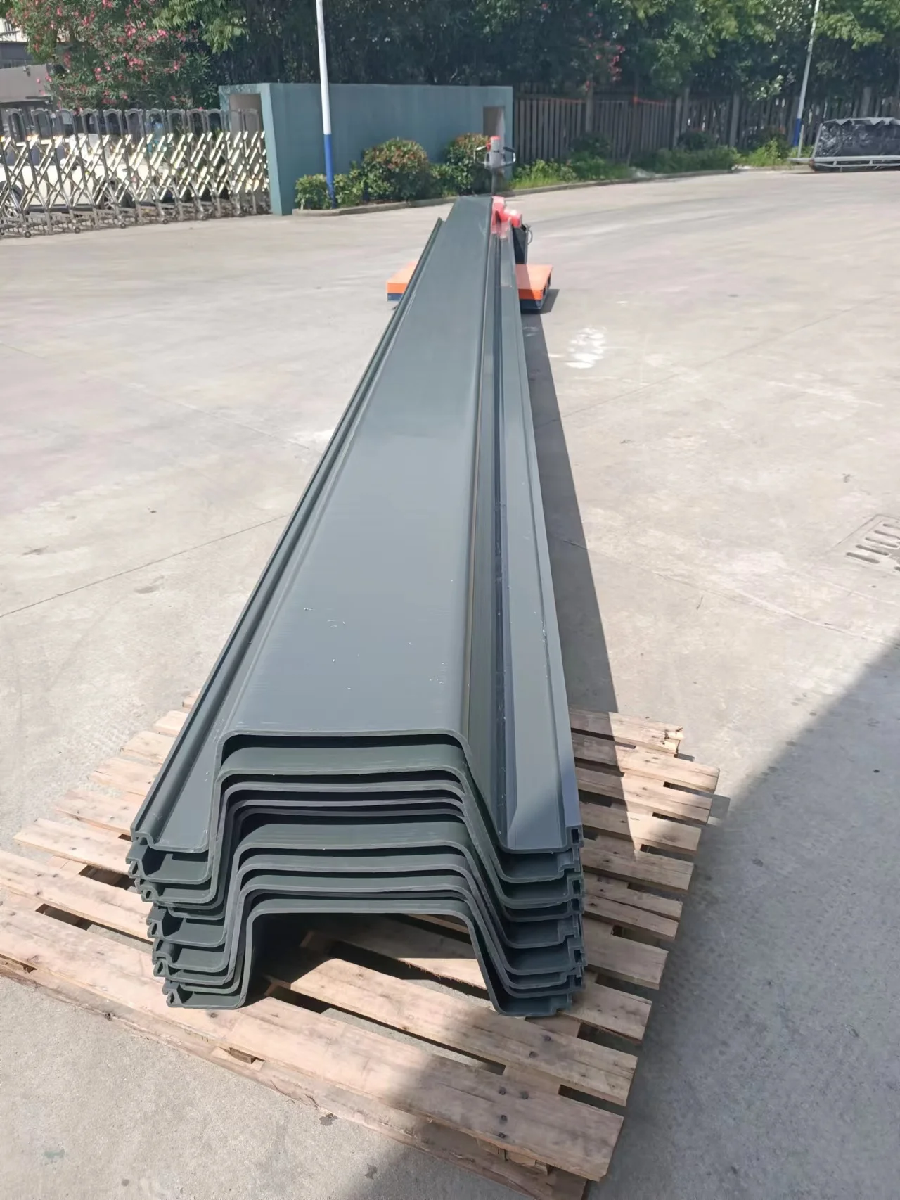Plastic Sheet Pile U Type Seawall Retaining Wall Pvc Sheet Pile Vinyl