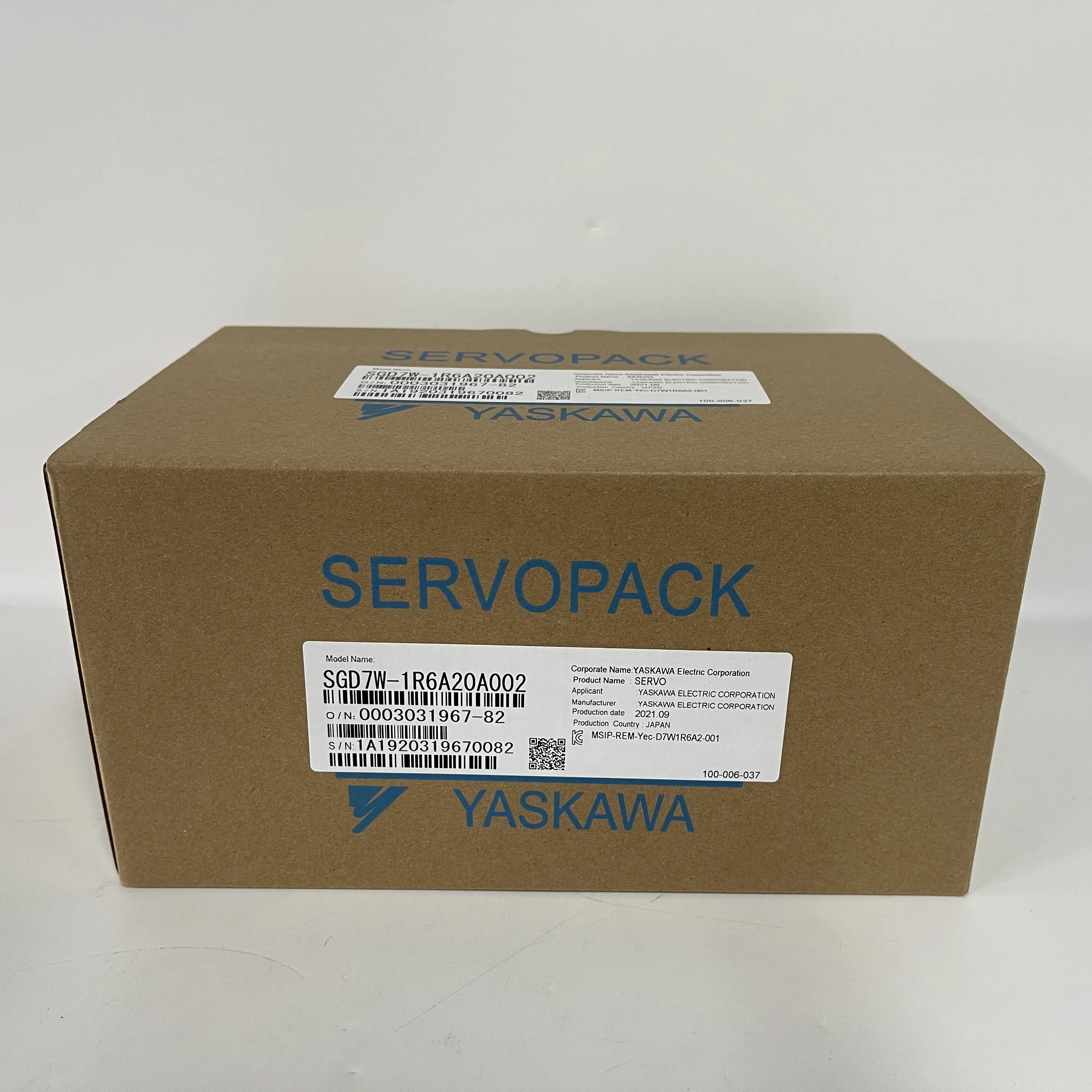 YASKAWA SERVOPACK AC Servo Amplifier SGD7W-1R6A20A002