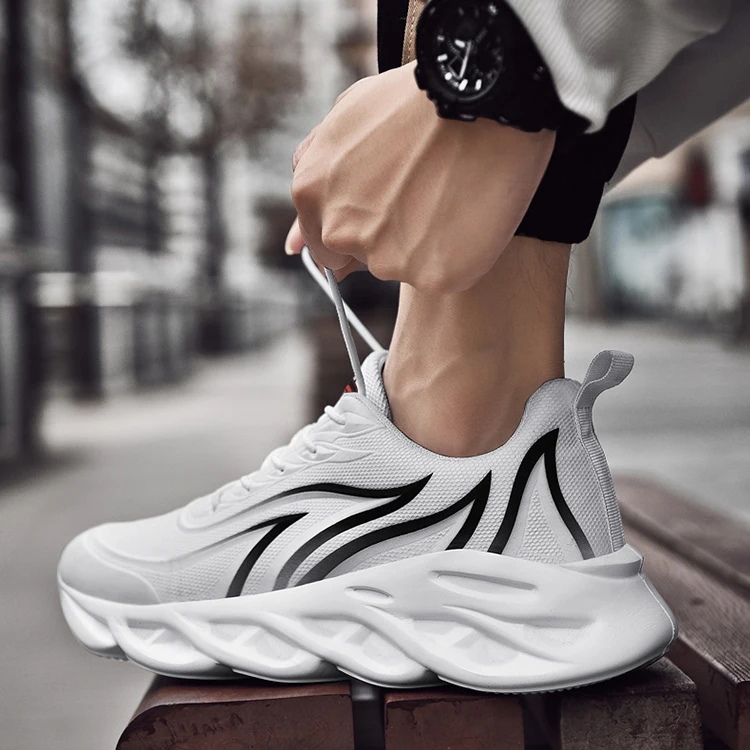 Low Price Latest Design Brand Fashion Casual Running Sneaker Custom Men