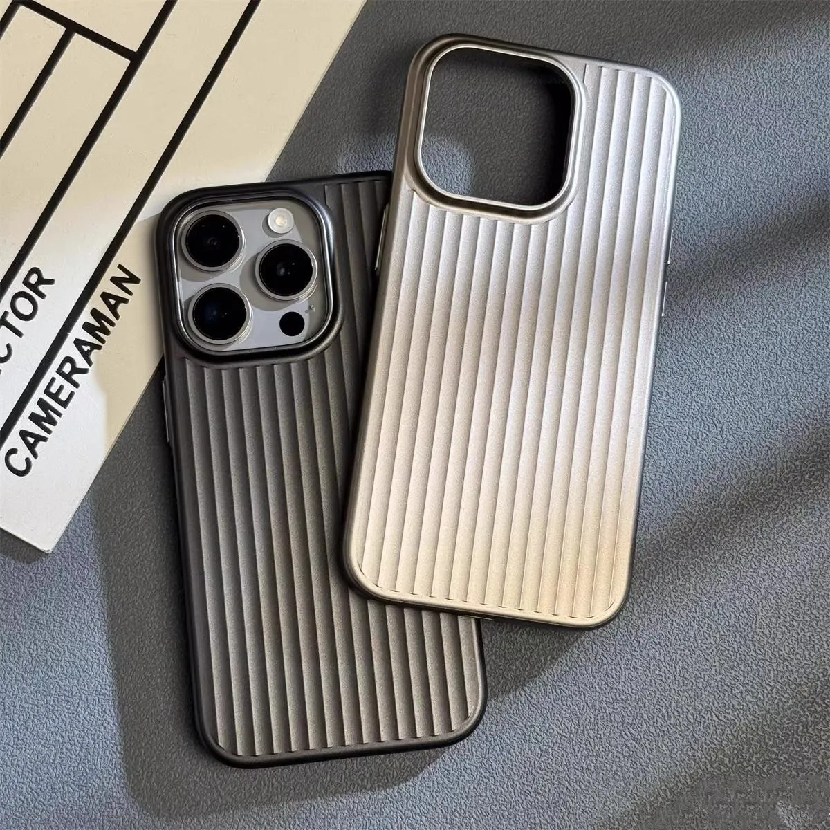 Corrugated Metal Style Mobile Phone Case Skin Feeling Frosted PC Hard Case For Iphone 15 14 13 12 11 Plus Pro Max