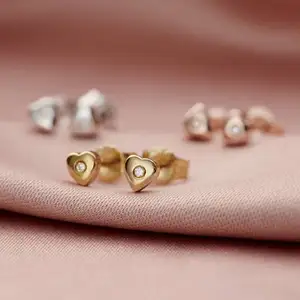 2026 American Trendy Style 925 Sterling Silver Zircon Dainty 14K Gold Plated Diamond Dainty Heart Stud Earrings for Women