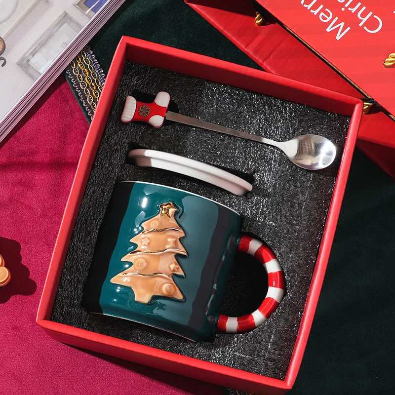 Factory Direct Hot Selling Custom 3D Design Christmas Tree Gift Ceramic Christmas Mug With Gift Box Packing