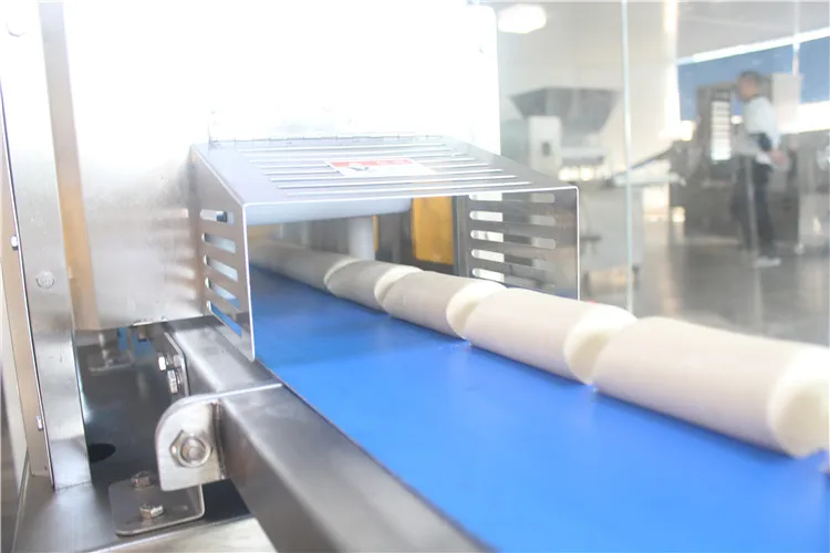 Автоматическая машина для производства скручивания сосисок оборудование для раскатывания теста оборудование для производства слоеных кондитерских изделий