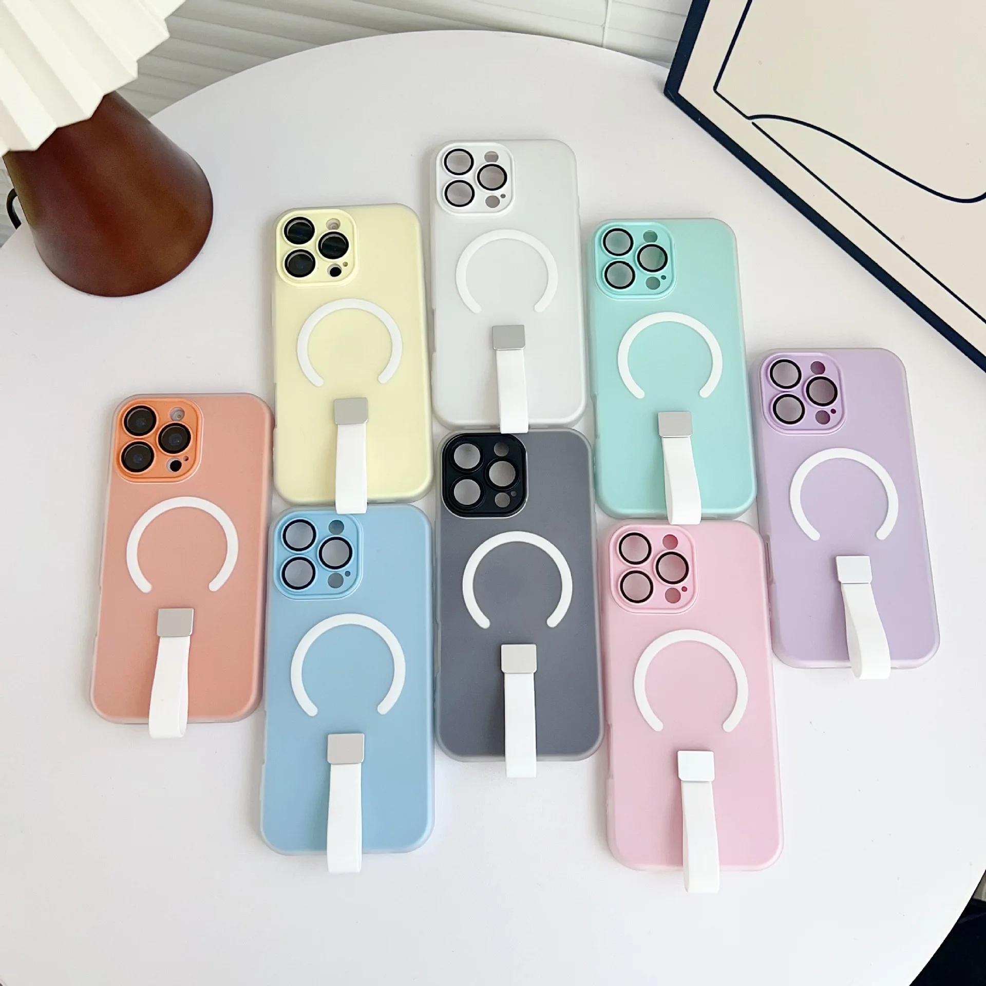 Magnetisch mat hoesje voor 17 pro max met lensbescherming_voghion.com