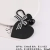 Gourd-shaped buckle - black