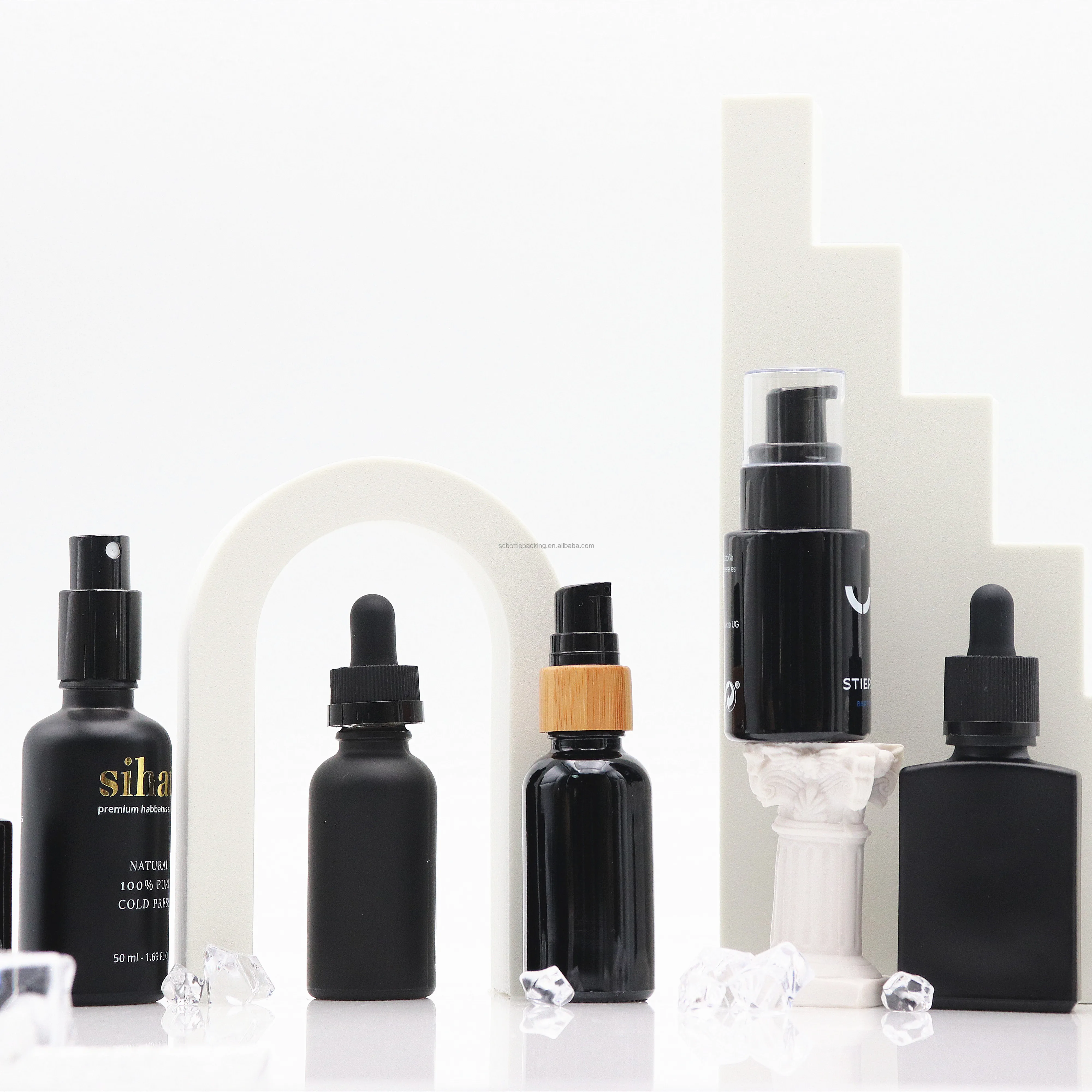 Round Serum Oil Matte Black Glass Frosted Black Dropper Bottle 10ml