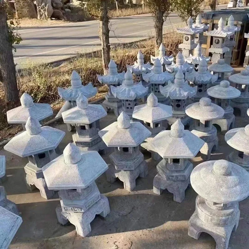 Large Japanese Natural Stone Lanterns Granite Stone Pagoda for Outdoor Garden