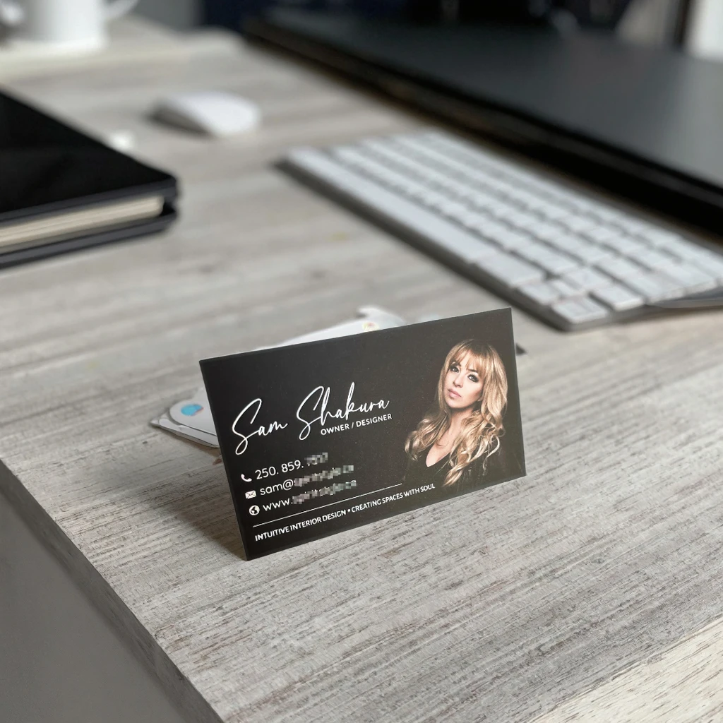 High Quality Digital Business Cards Embossed Holographic Foil Offset Paper  Screen Printing with Character Figure Image| Alibaba.com