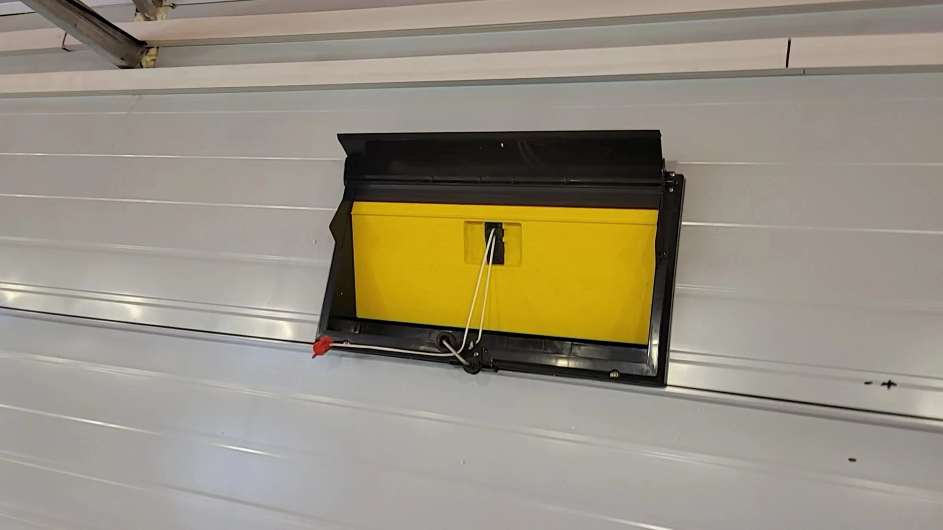 Ventilation Equipment Wall Mounted Air Inlet For Poultry Farm/chicken