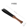 Racchetta con manico in legno
