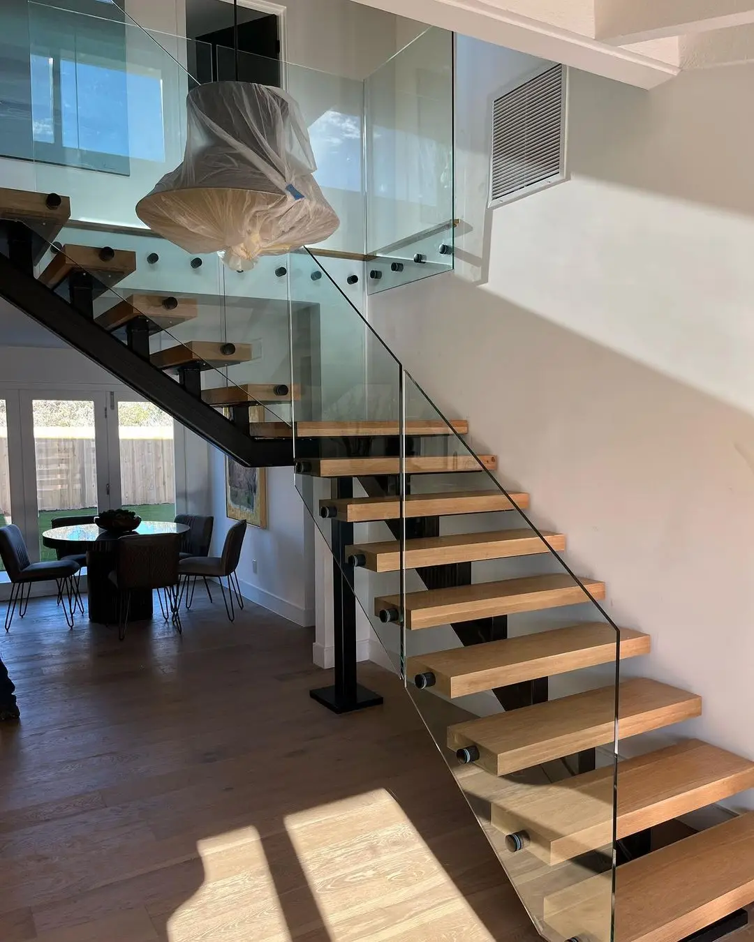 American standard modern matte black mono beam oak wood step with led lights floating stairs with glass railing from Foshan factory