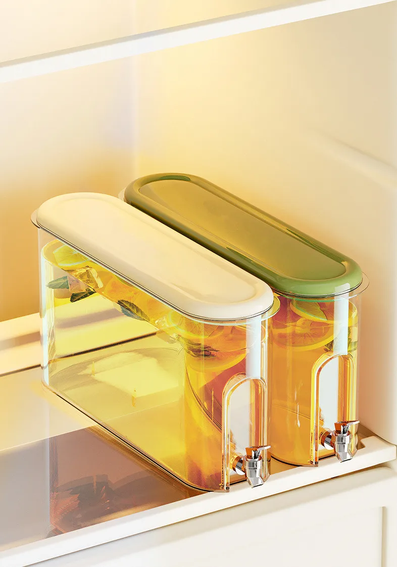 Modern Eco-Friendly Large Capacity Fridge-Mounted Beverage Dispenser with Detachable Design and Tap