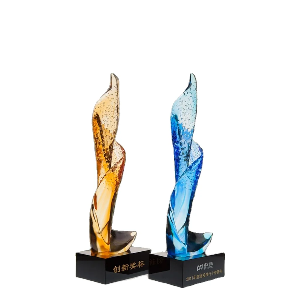 Small Bridge JB-1008 Customized Folk Art Glass Plaque UV Printing Technique Liuli Crystal Award Trophy For Souvenir