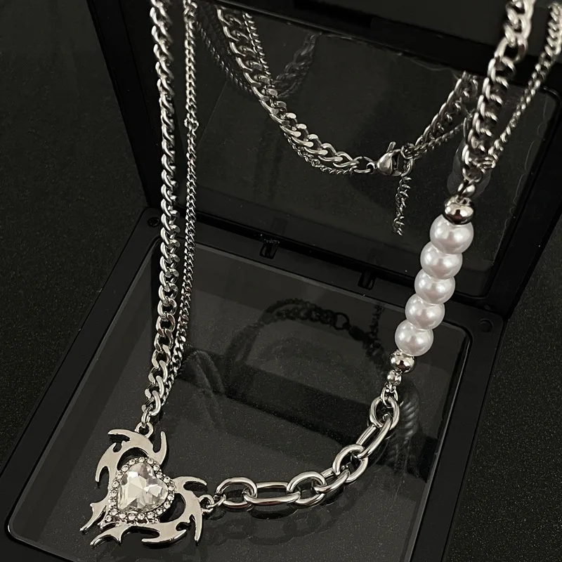 Trend Ins Hip-hop Rhinestone Love Heart Necklaces For Women Girls Light ...