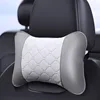 One gray diamond pattern