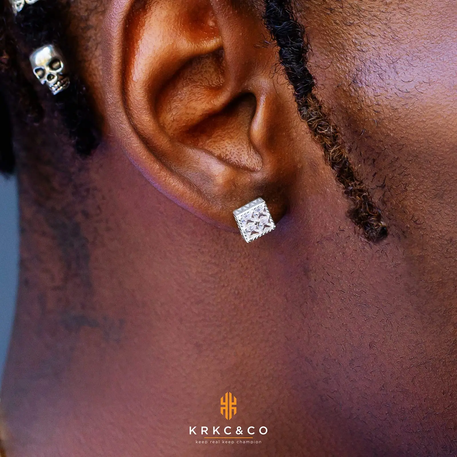 Orecchini A Perno In Argento 925 Placcato Oro 18k: Zirconi Cubici Rotondi 3-4-5 Mm | Ipoallergenici