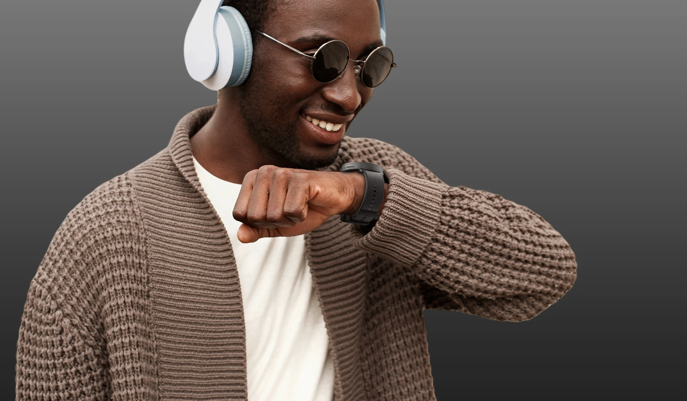 Welcome OEM Order, Factory Whole Selling Sanvnet Dm76 2025 Smart Watch Full Touch Screen Heart Rate Monitor Bt Call Amoled Hd Display Sport Compass Smart Watch Gps - Buy Unisex Smart Watch fitness Tracker Smart Watch round Shape Smart Watch amoled Display Smart Watch touch Screen Smartwatch