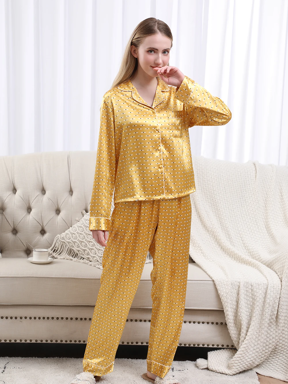 High Quality Silk Pajama Set Sleepwear Satin Elastic Waist Design Women