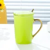 Glossy Green Ribbon Porcelain Lid with Gold Spoon