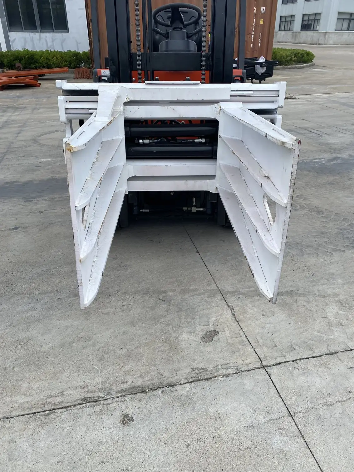 Duple Mast Lithium Battery Optional Small 3 Ton Electric Forklift With Bale Clamp