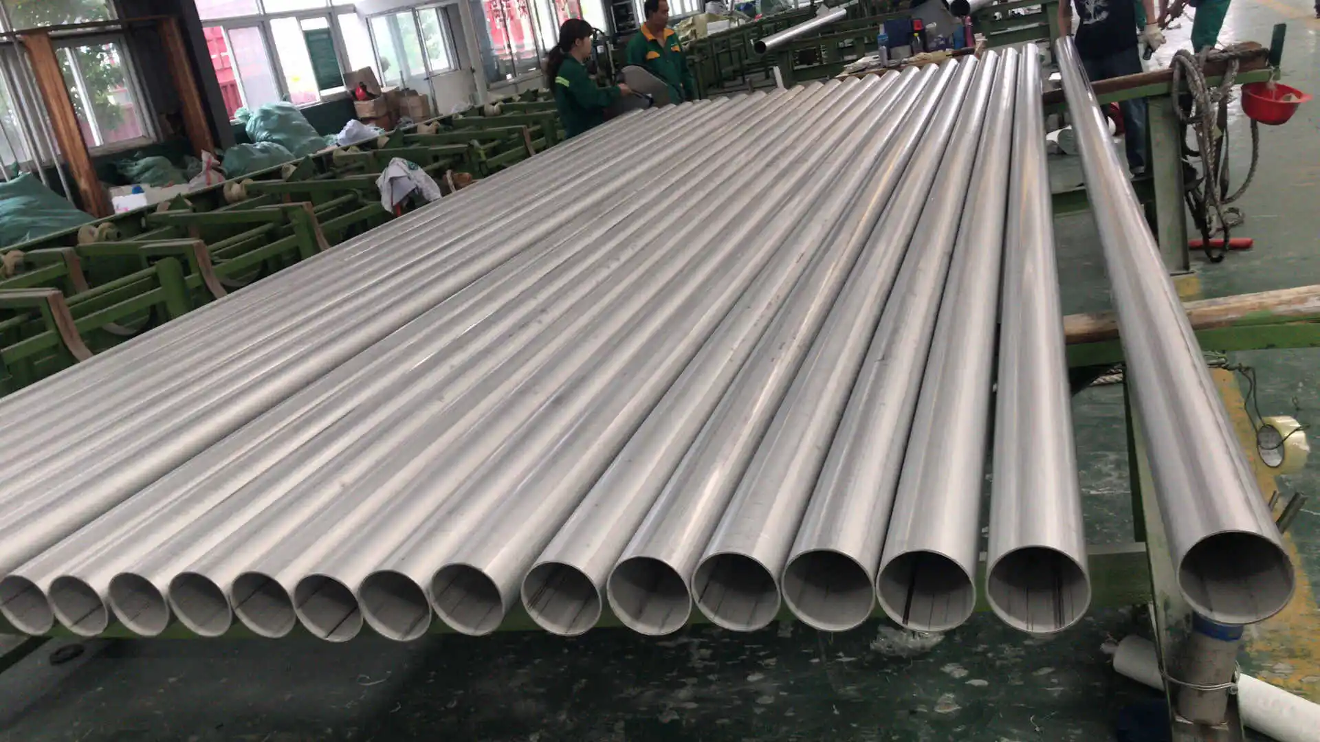 304 316 L Seamless Stainless Steel Pipe Stainless Steel square Tube 304 316 L Seamless Stainless Steel Pipe Stainless Steel square Tube