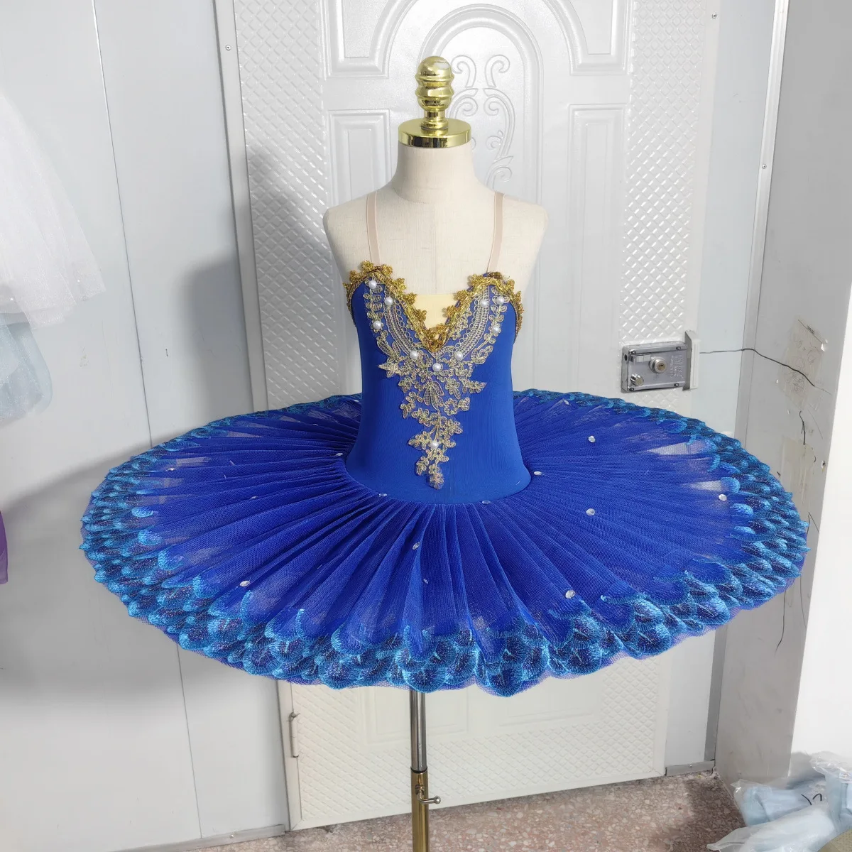 Yk433 Pink Velvet and Pleated Tulle Tutu Skirt Professional Ballet Dance Tutu Costumes for Girls and Women| Alibaba.com Yk433 Pink Velvet and Pleated Tulle Tutu Skirt Professional Ballet Dance Tutu Costumes for Girls and Women| Alibaba.com