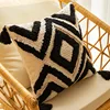 Diamond-shaped tufted fabric (do not wash)