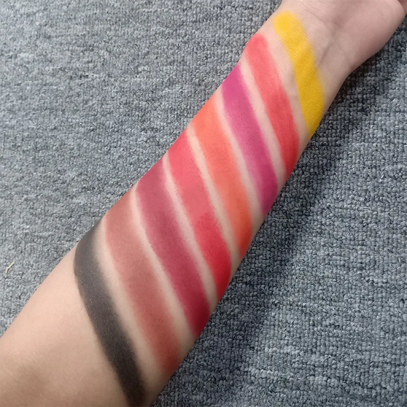 
 OEM Лидер продаж косметика оптом 24 цвета Серебристые тени для век Хэллоуин палитра пайетки матовые тени для век частная марка  