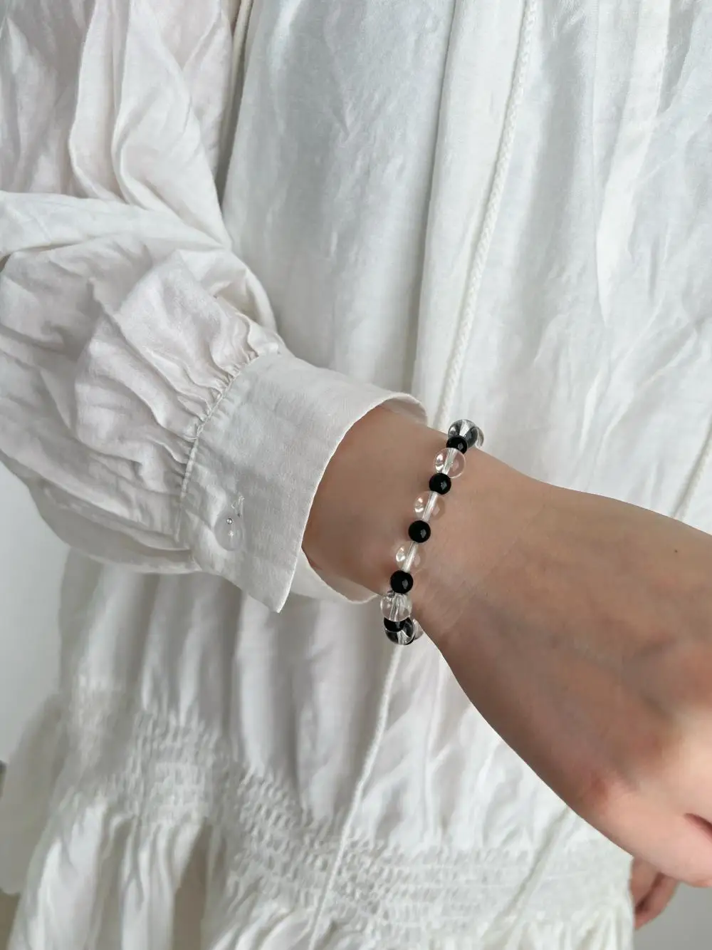 KAKODIY jewelry bracelet 8.6mm crystal beaded bracelet black and white plaid detail 2
