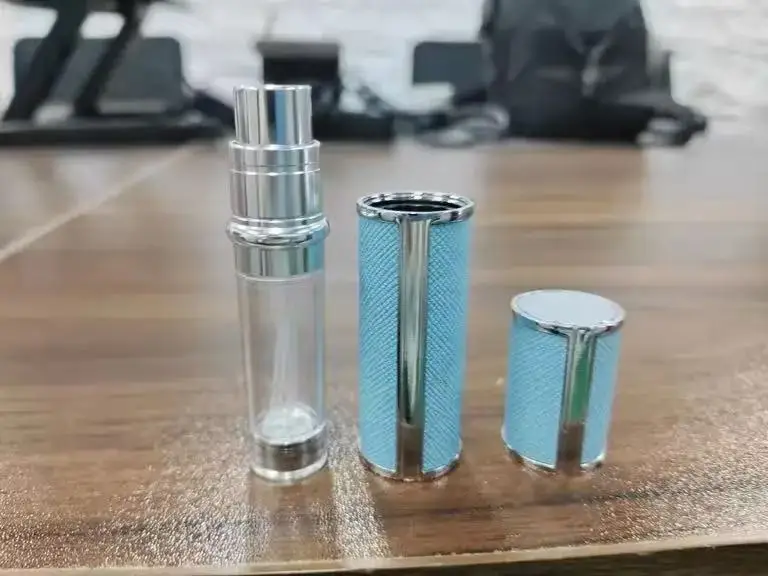 Mini bottle spray perfect for quick touch-ups anywhere.