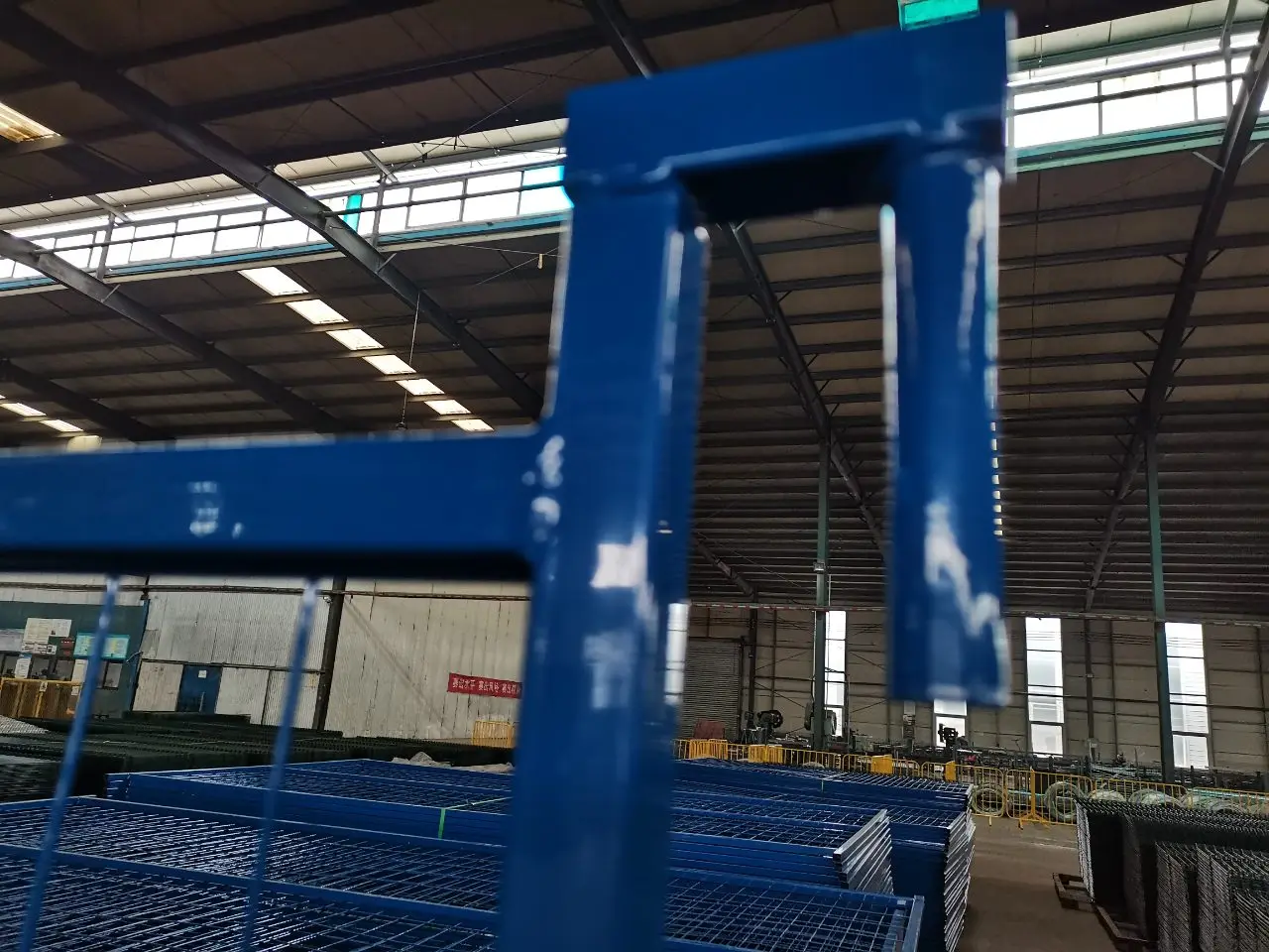 آخر أخبار الشركة 6 أقدام × 10 أقدام كندا القياسية مسحوق المغلفة سياج البناء المؤقت  3