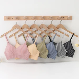 OEM Factory Sells Seamless and Comfortable Underwear for Women's Bras and Girls' Home-made Underwear.