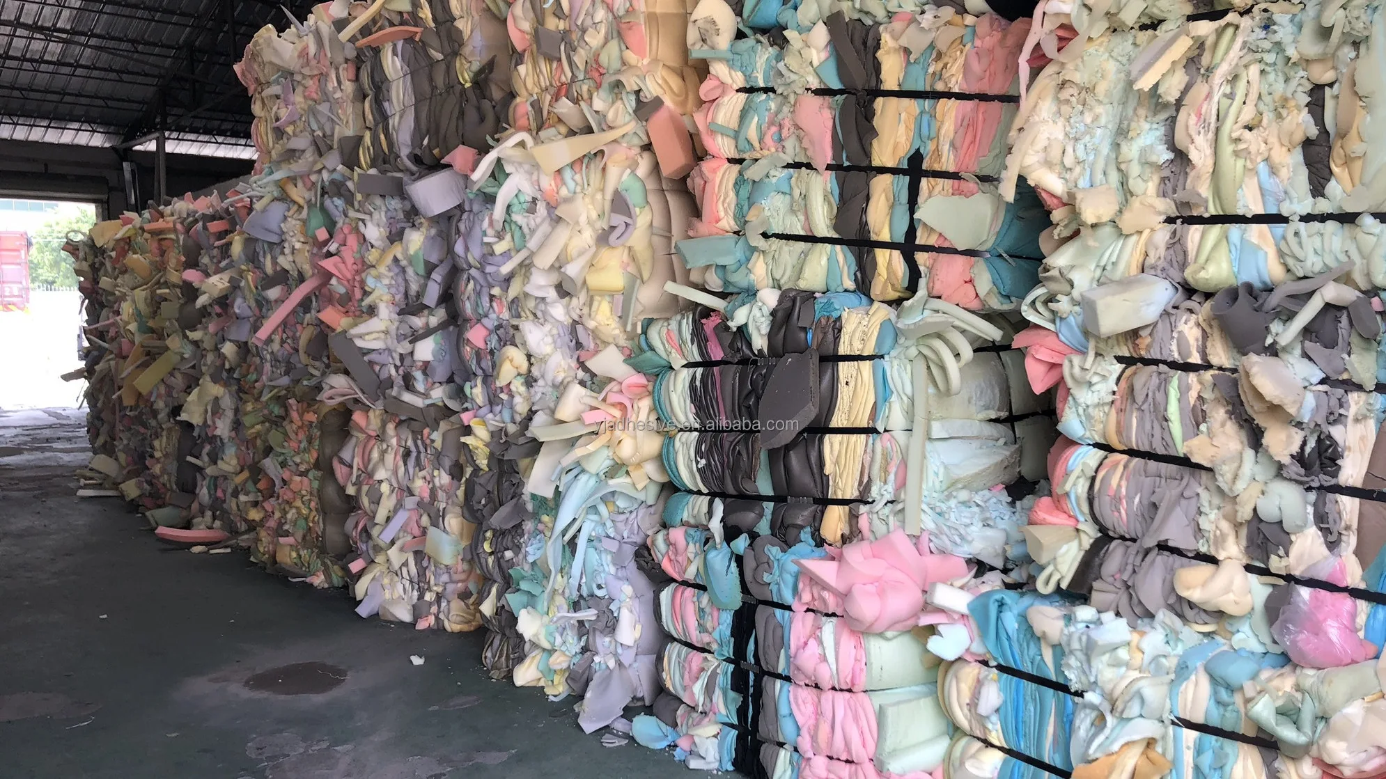 Recycled Plastic Furniture Foam Sponge Scrap Zero Waste Sponge Pu Foam