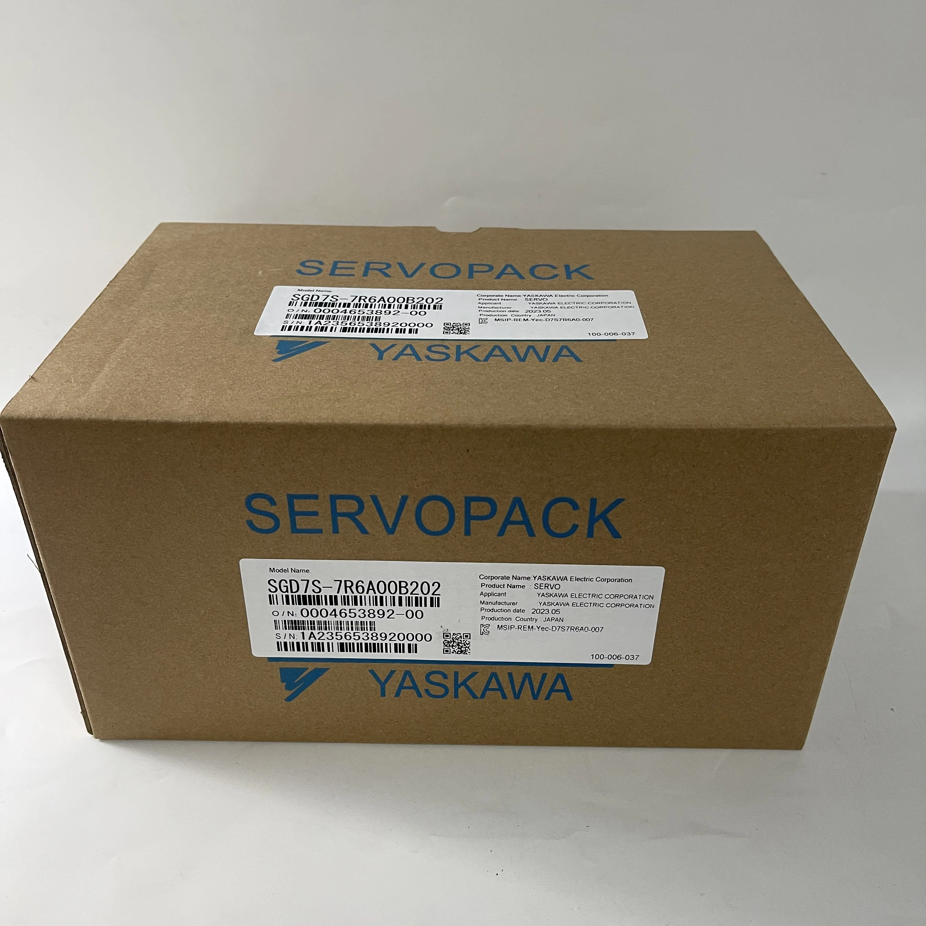 YASKAWA Servopack (Servo Driver) SGD7S-7R6A00B202 YASKAWA Servopack (Servo Driver) SGD7S-7R6A00B202